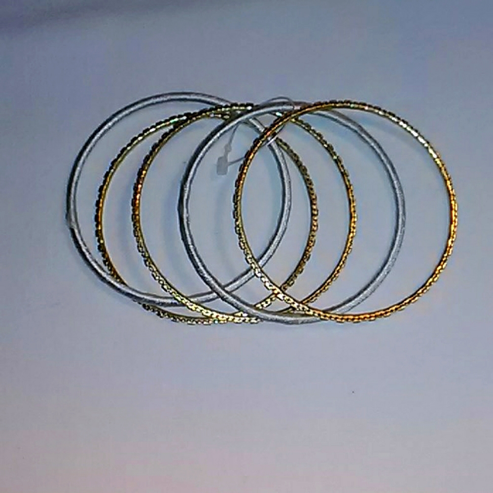 Bracelet Set Gold White